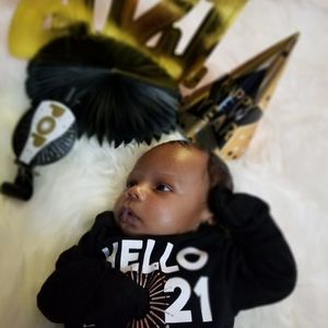 Meet your Posher, Dee